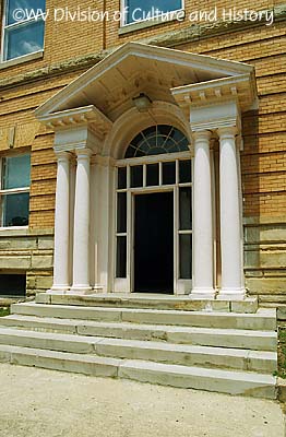 portico